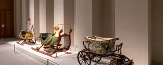 Galería Colecciones Reales. Exposición temporal: En Movimiento. Vehículos y carruajes de Patrimonio Nacional.