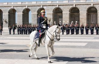 Relevo solemne y cambio de Guardia en el Palacio Real